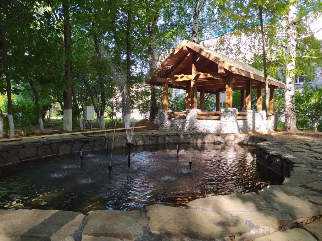 IMG_20210616_073401 фонтан, беседка.jpg