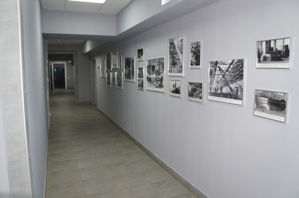 DSC06610 коридор абк1 рамки.JPG