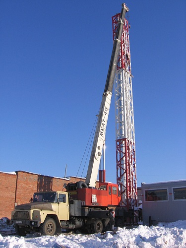 МАЧТЫ ПРОЖЕКТОРНЫЕ И МОЛНИЕОТВОДЫ